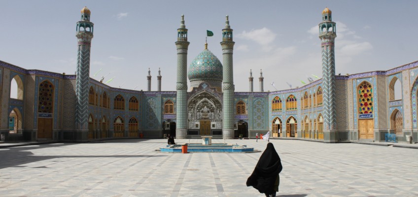 L'entrée du mausolée de Shahzadeh-ye Ibrahim