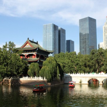 Le Far West chinois et le petit train dans le désert