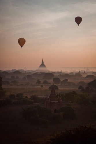 bagan_mongolfiere