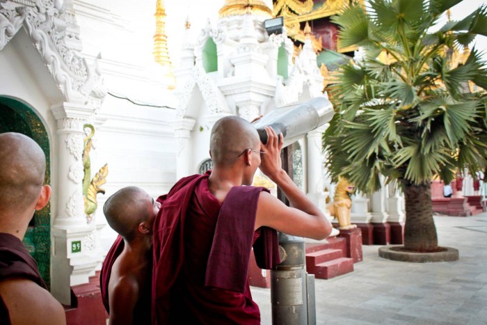 yangon_swedagon_moines