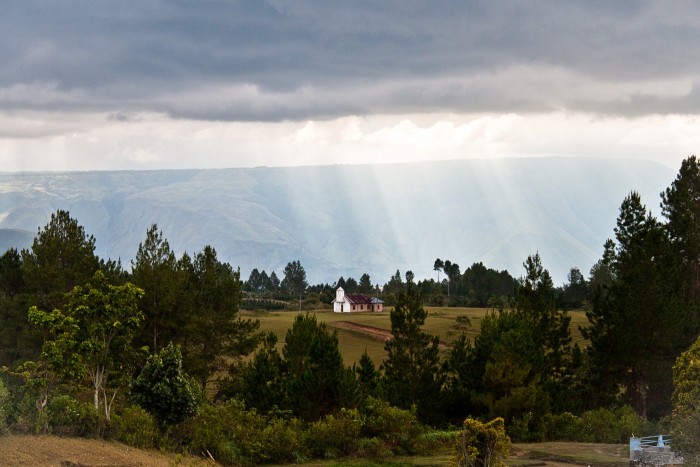 Lac_toba_eglise