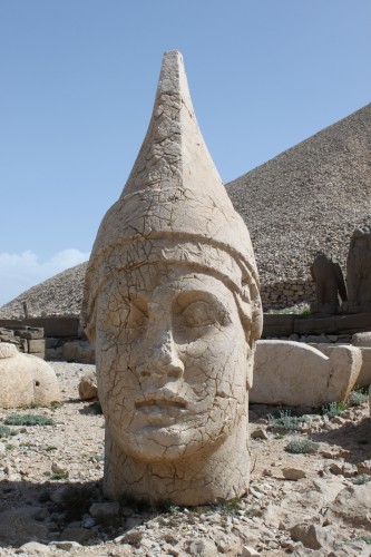 Tête d'Antiochios Ier à Nemrut Dagi