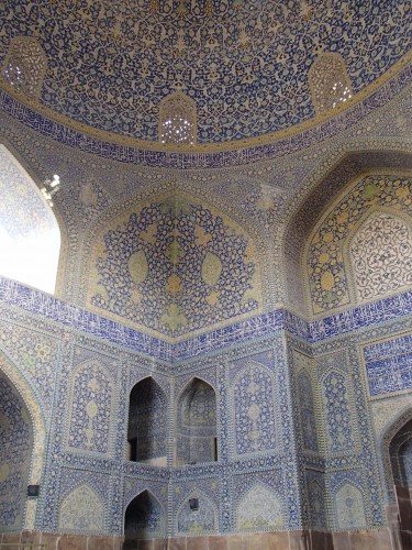 Intérieur de la mosquée Masjed-e chah à Ispahan