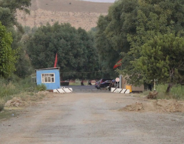 Poste frontière du Kirghizstan à Outchkourgan
