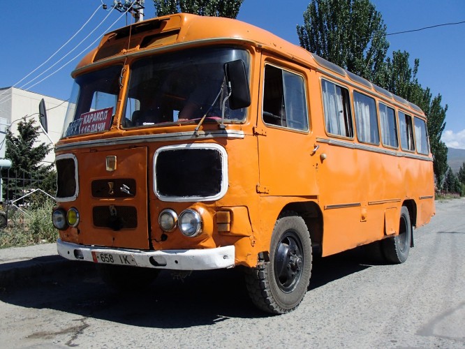 Bus à Karakol