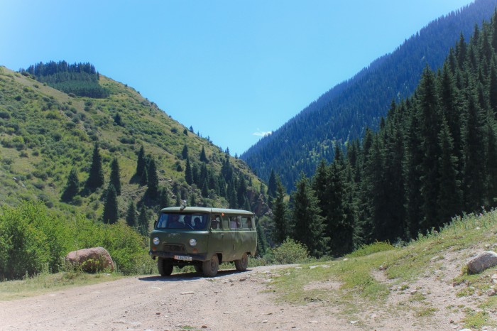 Sur la route d'Altyn Arashan