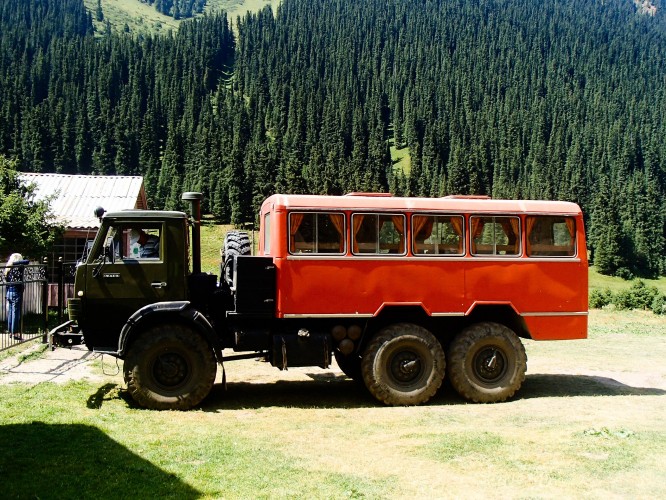 Les transports à Altyn Arashan