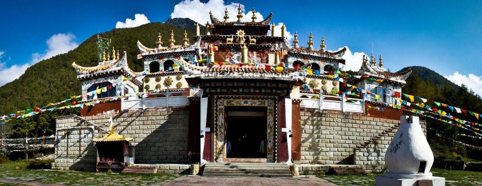 Temple de Paoma à Kangding