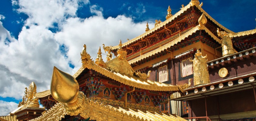 Sur les toits du temple Dratsang