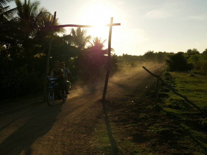 Le soir dans la campagne cambodgienne